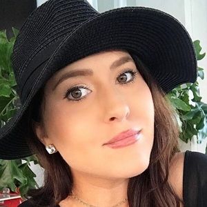 Meet your Posher, Tara